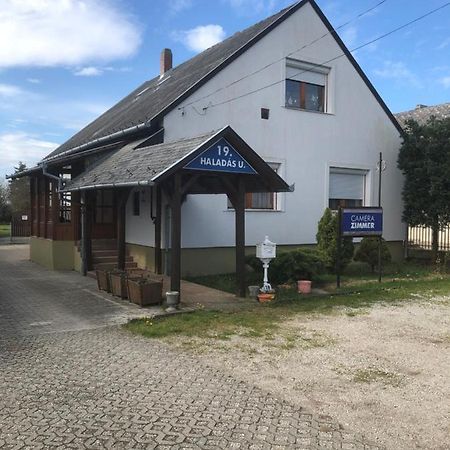 Kertesz Rozsa Vendeghaz Ξενοδοχείο Nagykanizsa Εξωτερικό φωτογραφία